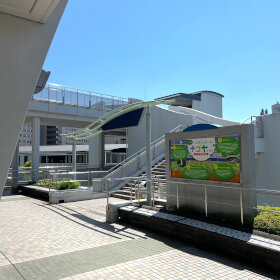 fasttrackentrance.jpg